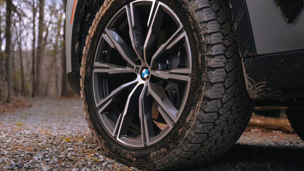 نقد و بررسی پکیج آفرود BMW X5 مدل 2025