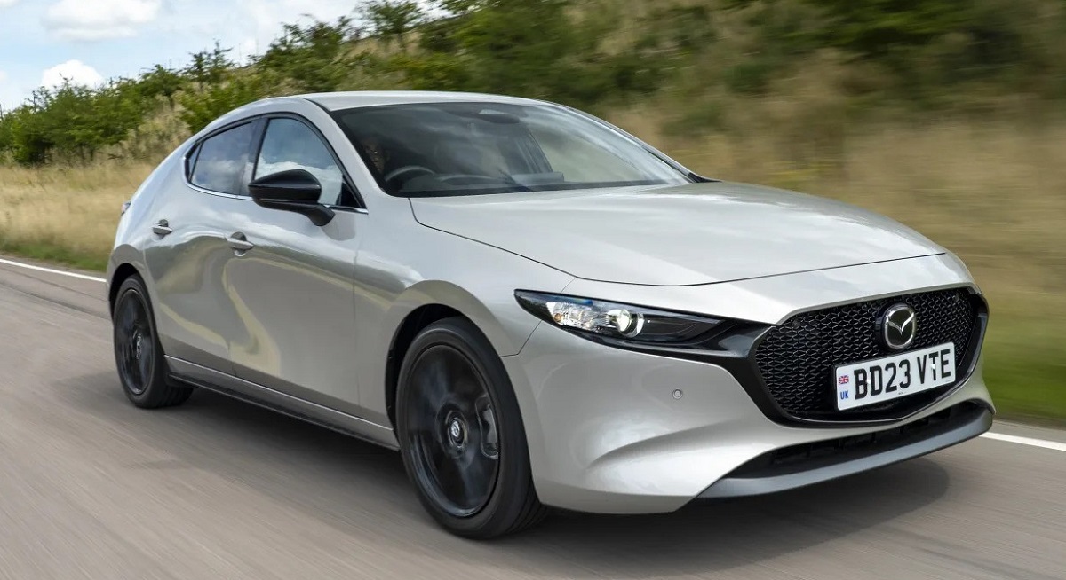 مزدا تری چند تیپ دارد؟