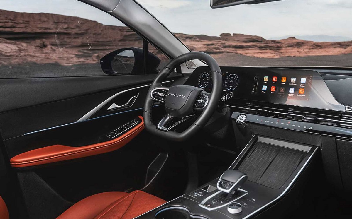 اکسلنت در ماشین یعنی چه؟