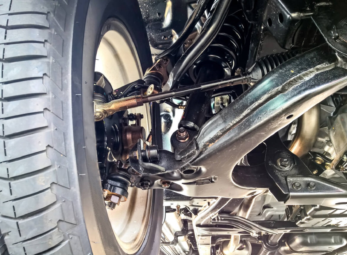 تعلیق در خودرو یعنی چه؟