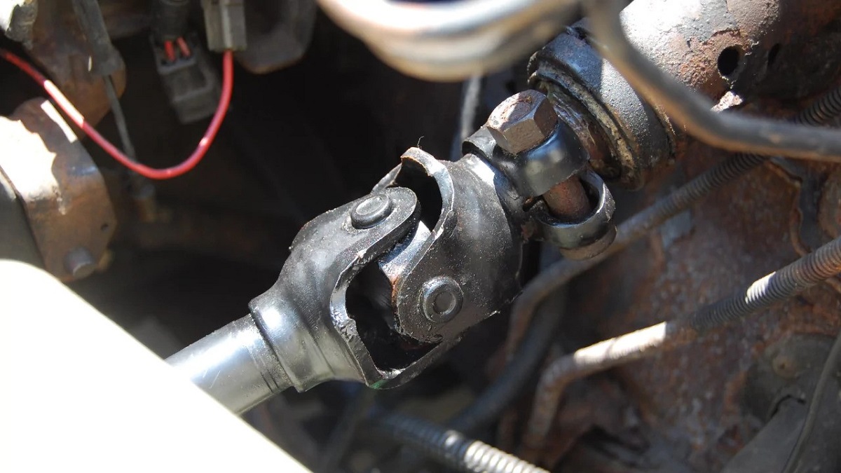 خرابی چهار شاخ فرمان