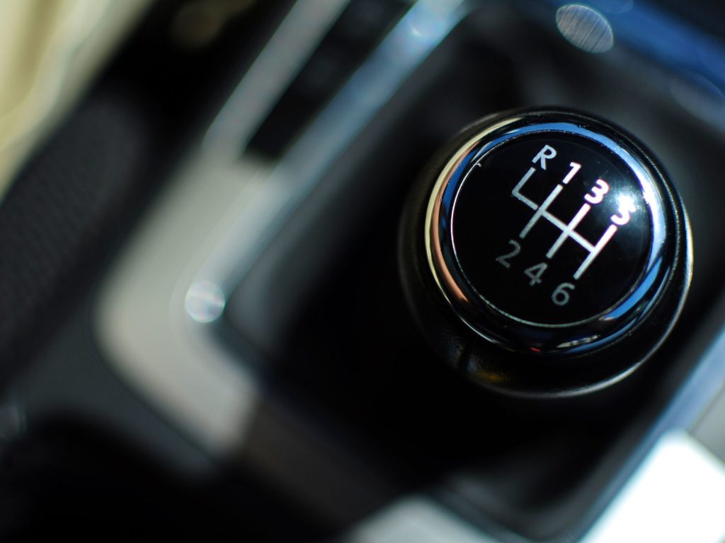 علت لرزش و صدای دسته دنده