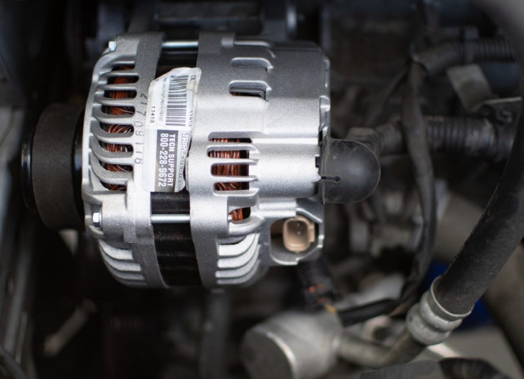 از کجا بفهمیم دینام ماشین چند آمپر است؟