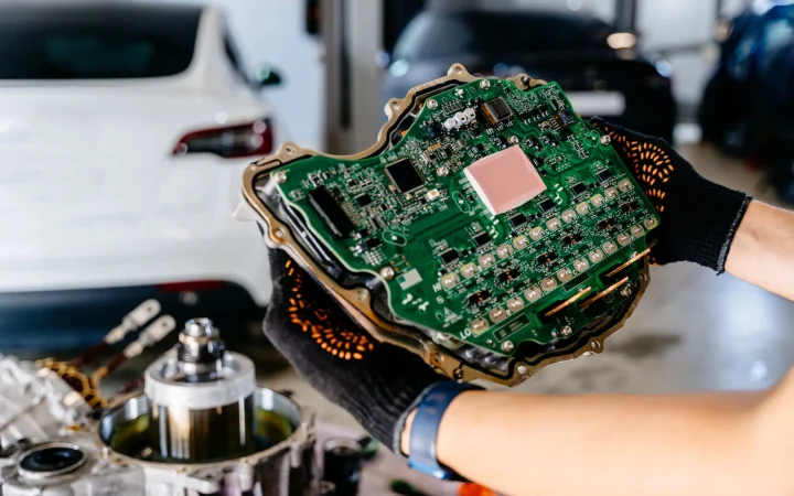 ای سی یو ماشین چیست؟ آشنایی کامل با ECU، وظایف، نحوه عملکرد، اجزا و علائم خرابی!