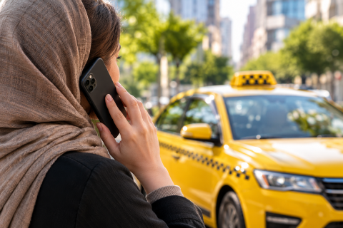 شماره تلفن تپسی چند است؟ راهنمای درخواست تاکسی تلفنی و پشتیبانی تپسی